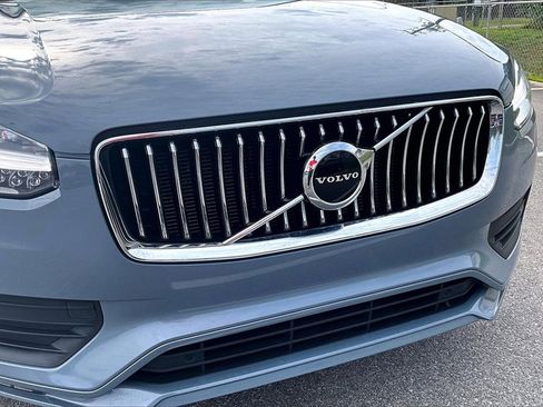 Used 2021 Volvo XC90 T6 Momentum w/ Climate Package image 26