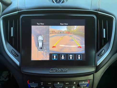 Used 2019 Maserati Ghibli S GranLusso RWD image 28