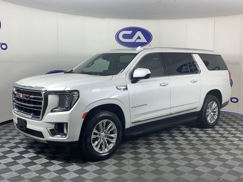 Used 2023 GMC Yukon XL SLT AWD/4WD image 6