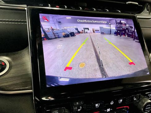 Used 2022 Jeep Grand Cherokee Overland AWD/4WD image 27