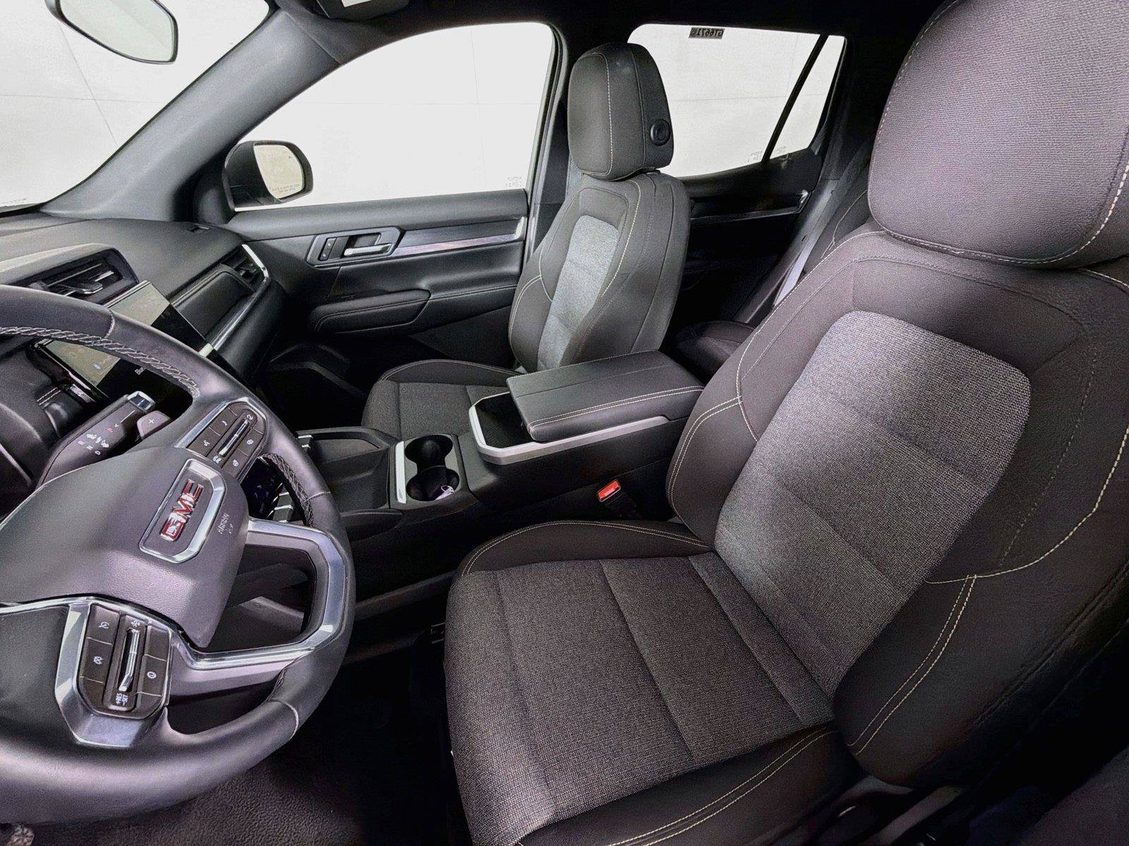 Used 2026 GMC Terrain Elevation AWD/4WD image 2