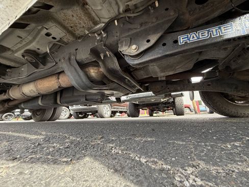 Used 2012 Ford F350 Lariat w/ Lariat Ultimate Pkg AWD/4WD image 31