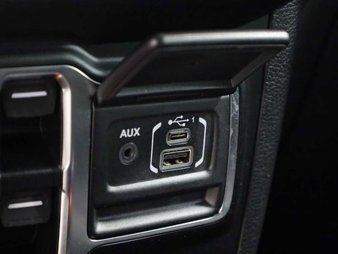 Used 2021 Jeep Gladiator Rubicon image 31