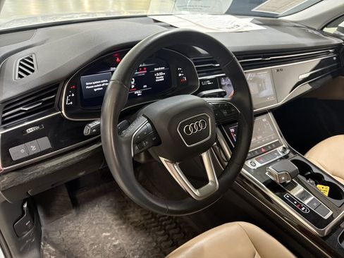 Used 2022 Audi Q7 3.0T Premium AWD/4WD image 7