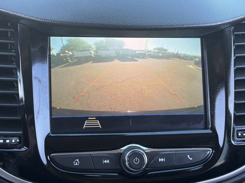Used 2022 Chevrolet Trax LS w/ Tint and Cruise Package AWD/4WD image 28