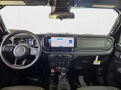 New 2025 Jeep Gladiator Mojave w/ Convenience Group image 14