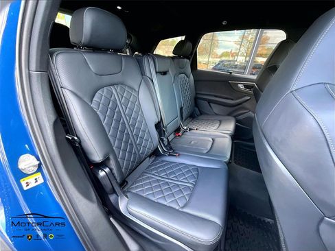 Used 2025 Audi SQ7 Prestige image 23