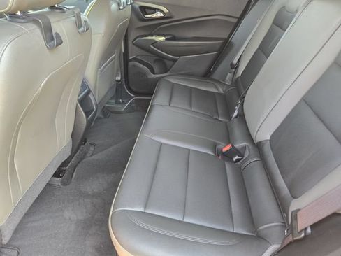 Used 2024 Chevrolet Trax ACTIV w/ Sunroof Package FWD image 27
