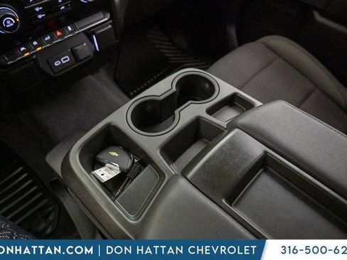 Used 2022 Chevrolet Silverado 1500 Custom image 16