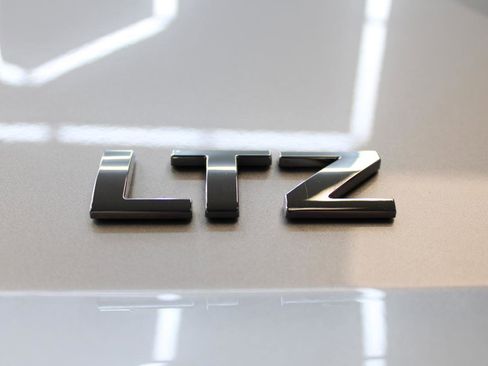 Used 2015 Chevrolet Tahoe LTZ AWD/4WD image 14