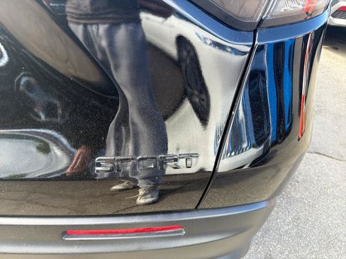 Used 2023 Honda HR-V Sport image 8