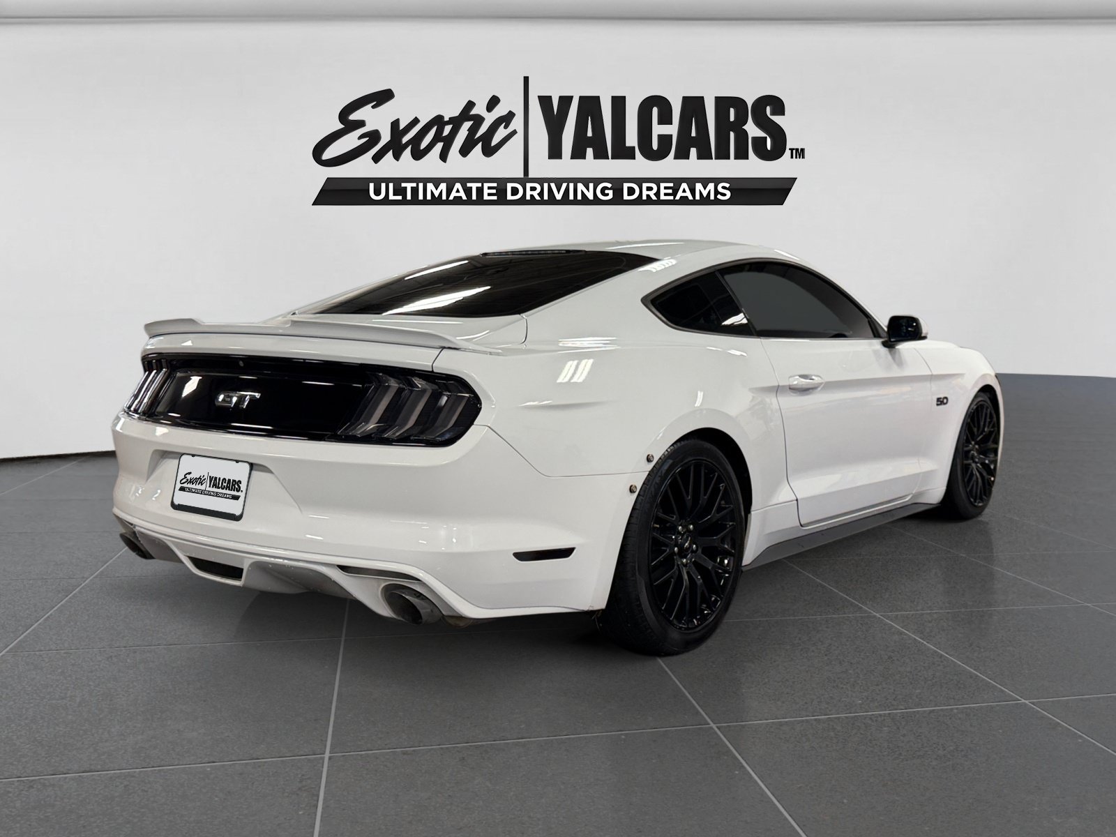 Used 2015 Ford Mustang GT w/ GT Performance Package RWD image 5