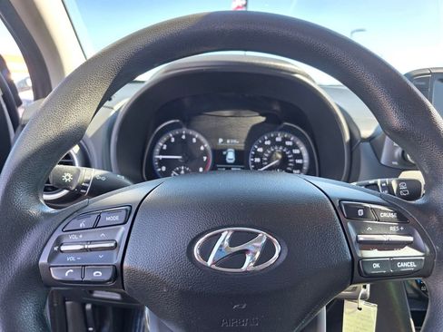 Used 2019 Hyundai Kona SE image 15