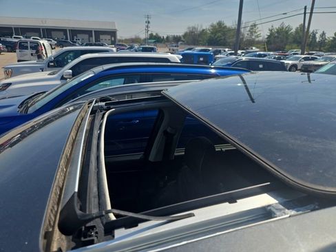 Used 2021 Hyundai Palisade Limited image 11