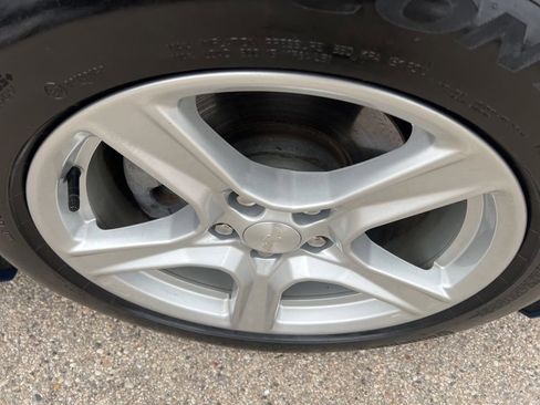 Used 2018 Chevrolet Camaro LT image 23