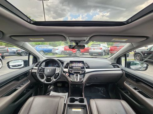 Used 2019 Honda Odyssey Elite image 9
