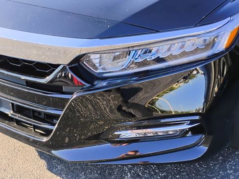 Used 2018 Honda Accord EX-L image 8