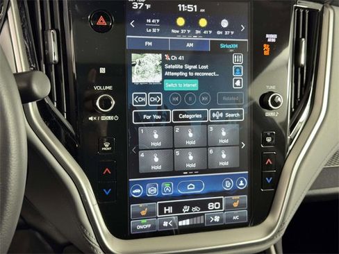 Used 2025 Subaru Outback Premium image 27