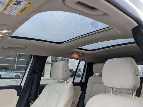 Used 2022 Mercedes-Benz GLB 250 image 25