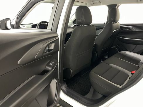 Certified 2025 Chevrolet TrailBlazer LT w/ Convenience Package FWD image 42