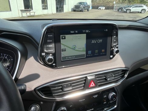 Used 2019 Hyundai Santa Fe Ultimate image 22