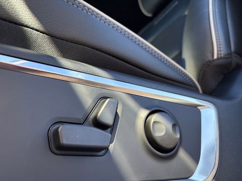 New 2026 RAM 1500 Laramie w/ Night Edition image 14