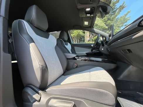 New 2026 Volkswagen ID.4 Pro AWD/4WD image 12