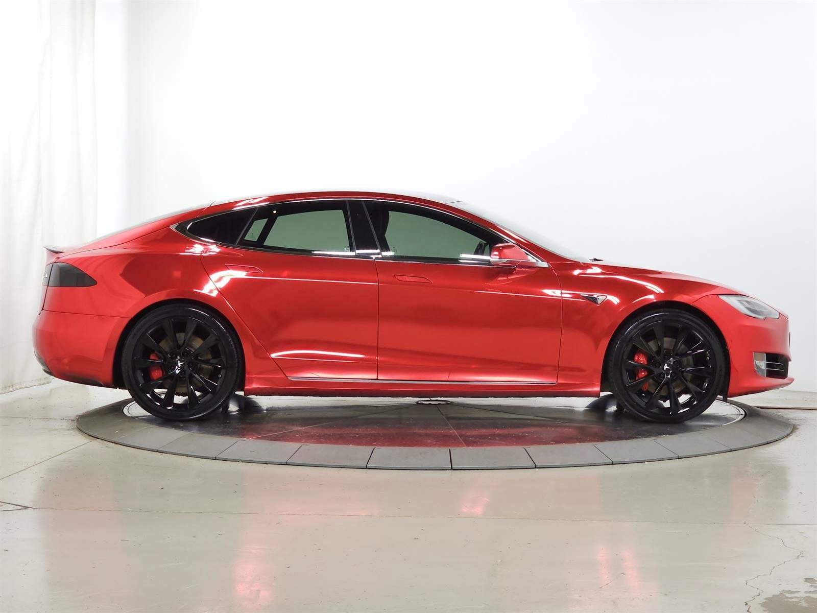 Used 2020 Tesla Model S Performance AWD/4WD image 10