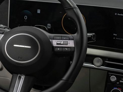 Used 2025 Hyundai Tucson SEL image 21