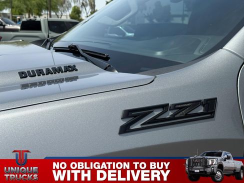 Used 2024 Chevrolet Silverado 1500 RST AWD/4WD image 15