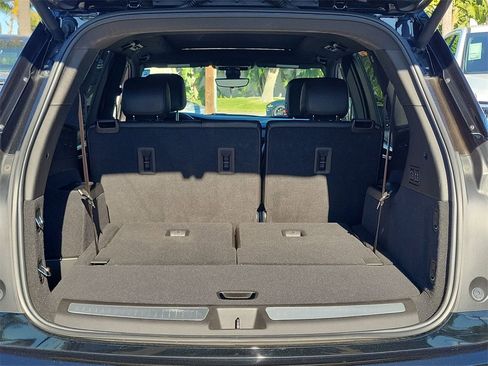 Certified 2022 Cadillac XT6 Sport w/ Technology Package image 25