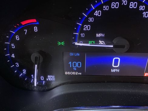 Used 2015 Cadillac SRX Premium image 4