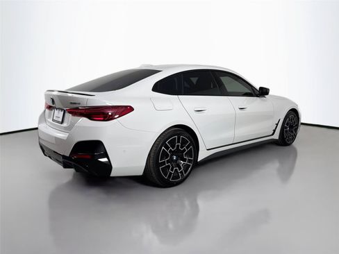 New 2026 BMW i4 eDrive40 w/ M Sport Package RWD image 5