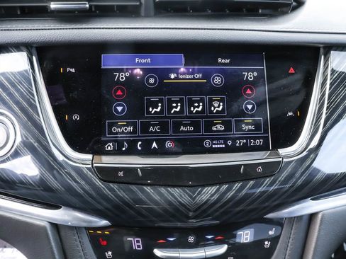 Used 2024 Cadillac XT6 Premium Luxury AWD/4WD image 23
