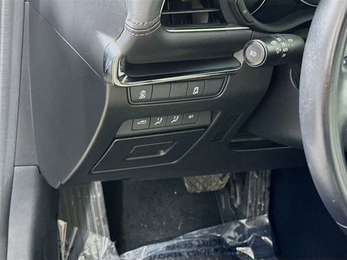 Certified 2022 MAZDA MAZDA3 s image 15