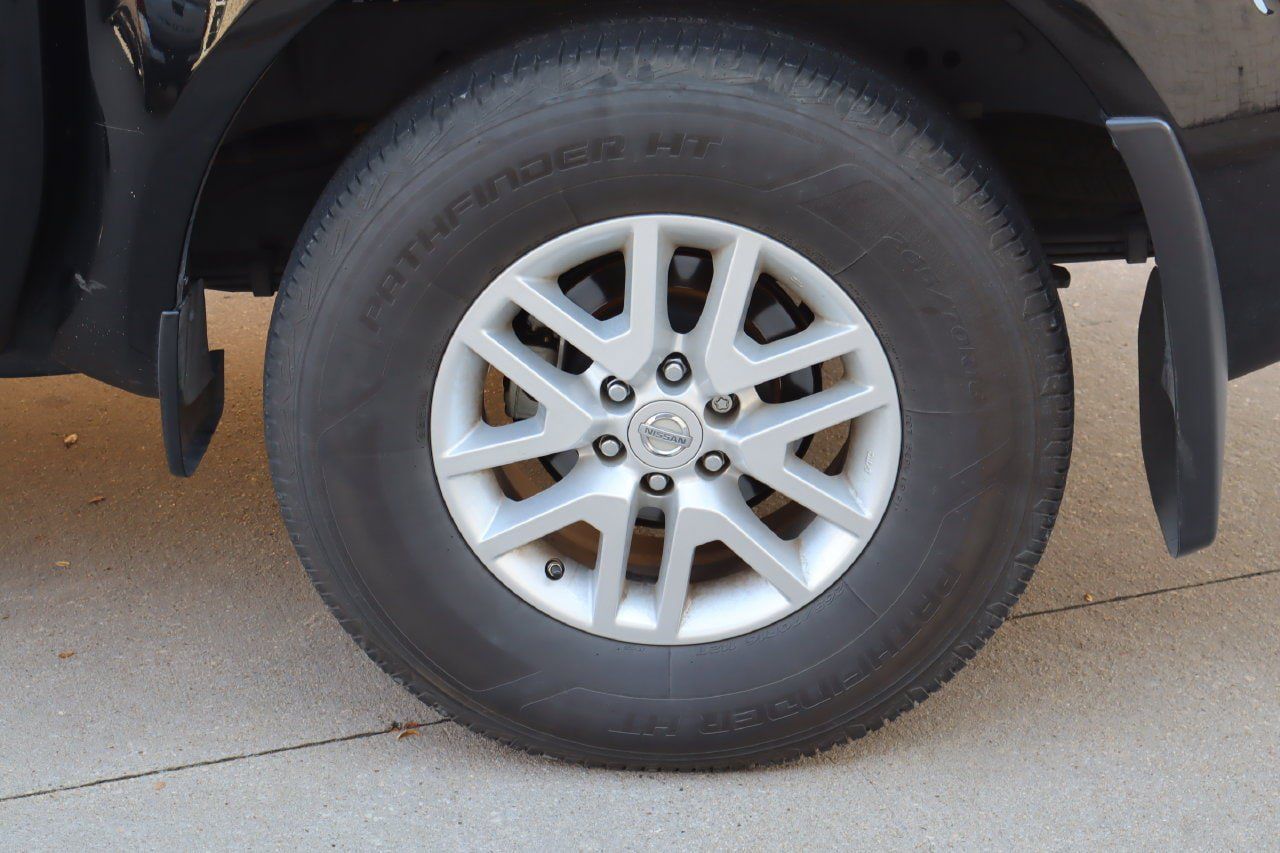 Used 2018 Nissan Frontier SV w/ Value Truck Package RWD image 26