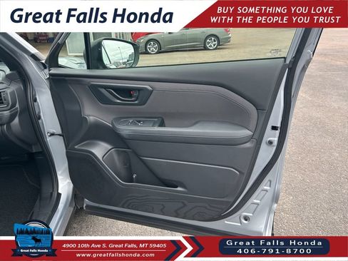 Used 2025 Subaru Forester Premium AWD/4WD image 30