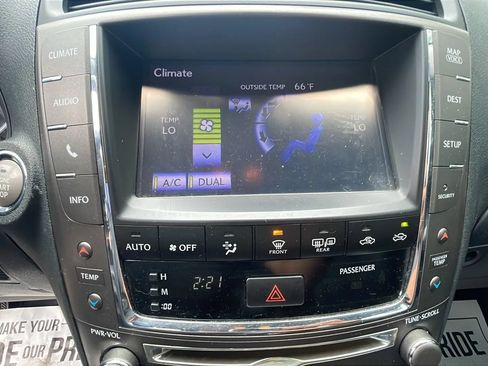 Used 2013 Lexus IS 250 AWD w/ Luxury Plus Pkg Value Edition image 17