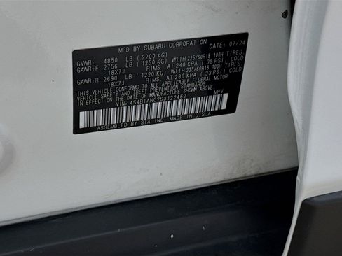 Used 2025 Subaru Outback Limited AWD/4WD image 24