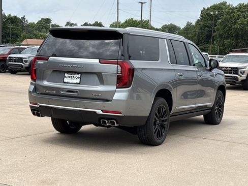 New 2026 GMC Yukon XL Denali w/ Denali Reserve Package AWD/4WD image 3