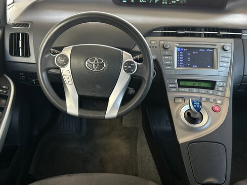 Used 2015 Toyota Prius Two image 13