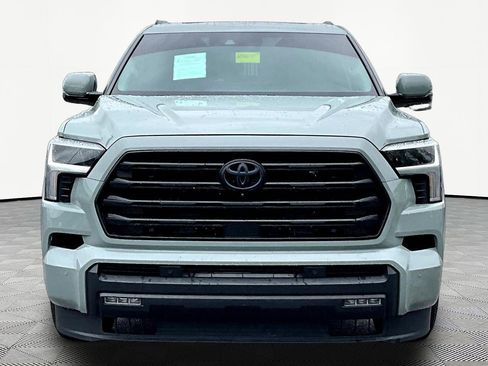 Used 2023 Toyota Sequoia SR5 w/ SR5 Premium Package AWD/4WD image 2