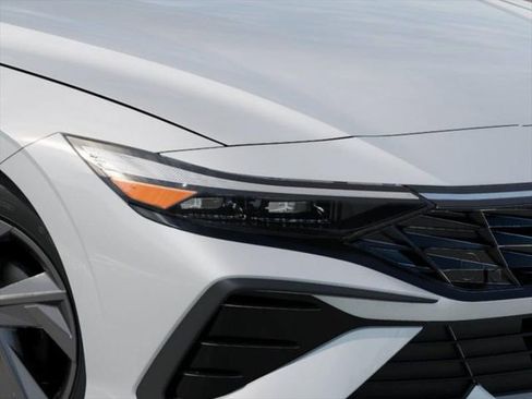 New 2026 Hyundai Elantra Sport FWD image 9