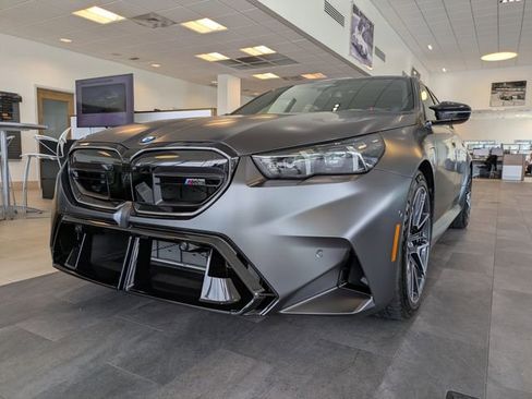 New 2026 BMW M5 AWD/4WD image 9