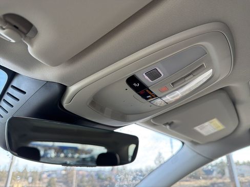 New 2026 Volvo XC60 B5 Plus w/ Protection Package Premier image 36