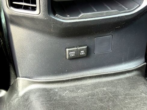 Used 2022 Toyota Tundra Limited AWD/4WD image 18