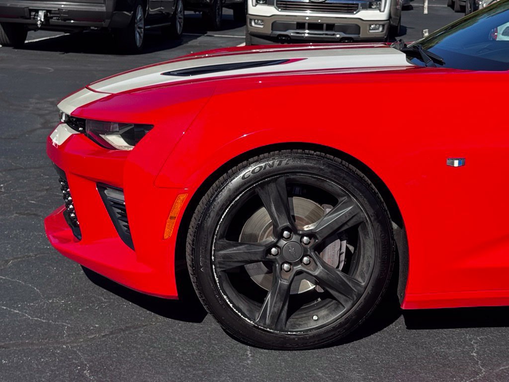 Used 2016 Chevrolet Camaro SS RWD image 38