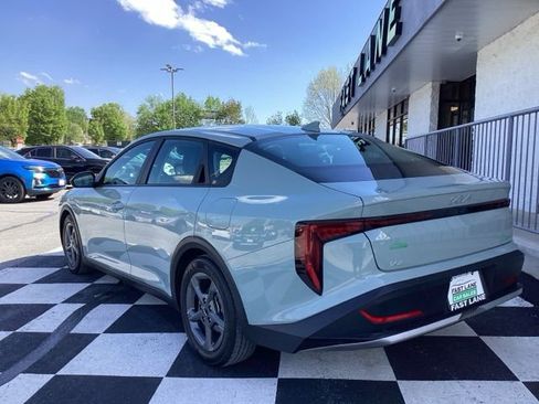 Used 2025 Kia K4 LXS image 7