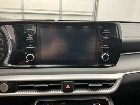 Used 2021 Kia K5 LXS FWD image 11
