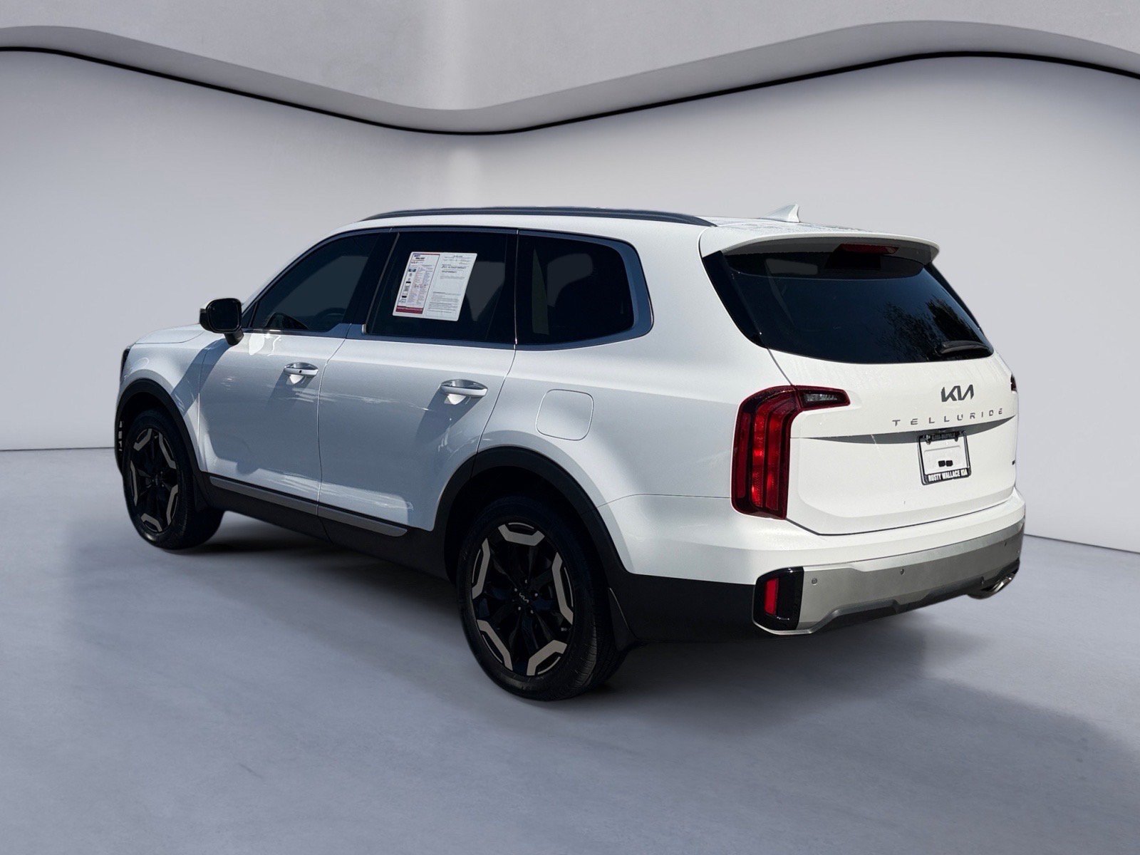 Used 2023 Kia Telluride S w/ S Sunroof Package AWD/4WD image 3